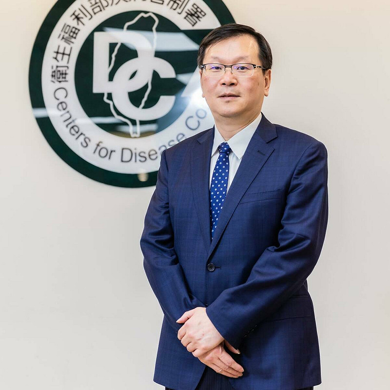 莊人祥回應媒體「獨家」報導，證實去年初罹胃癌，強調醫藥記者早知情並感謝同仁支持。   圖：翻攝自莊人祥　臉書專頁