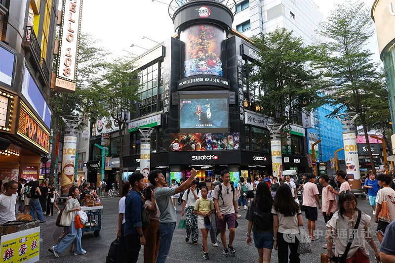 台北市西門町商圈是許多觀光客會前往的景點。   圖: 中央社提供(檔案照片）