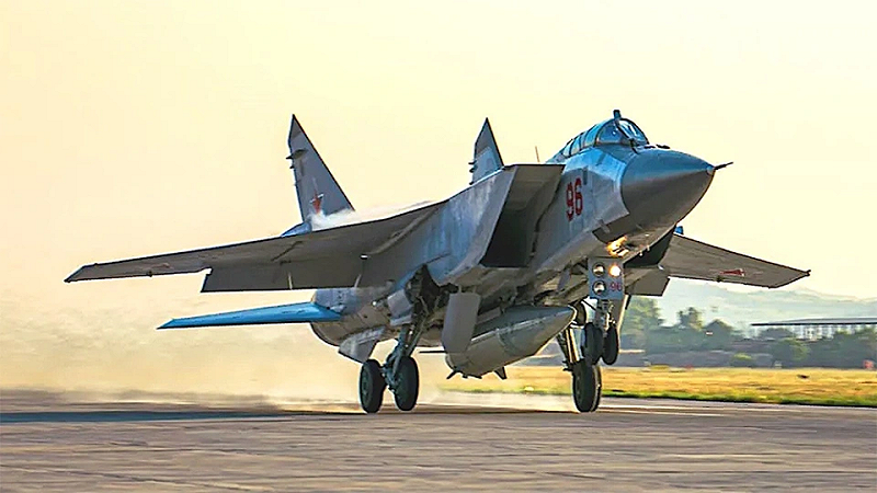  Mig-31 「獵狐犬」攔截機。 圖：翻攝自 騰訊新聞@陶慕劍觀察 