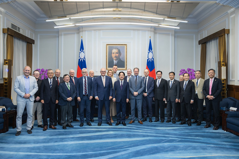 賴清德接見「2025台北安全對話」與會外賓。   圖:總統府提供