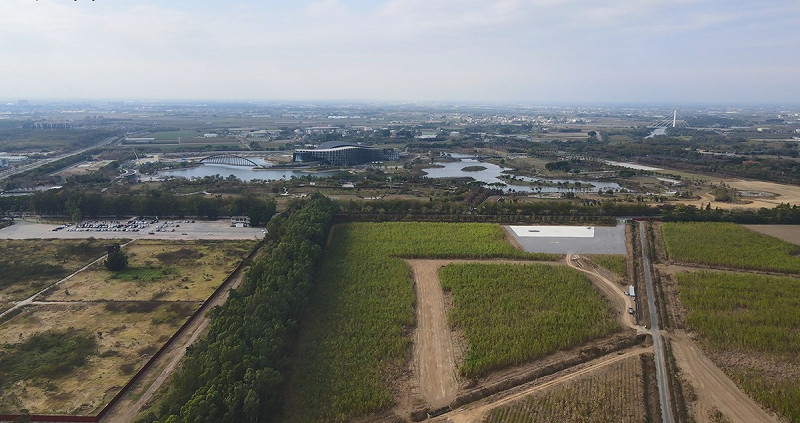 翁章梁:嘉義縣政特區縣府自有土地約20公頃  可提供輝達使用   圖:嘉義縣府提供