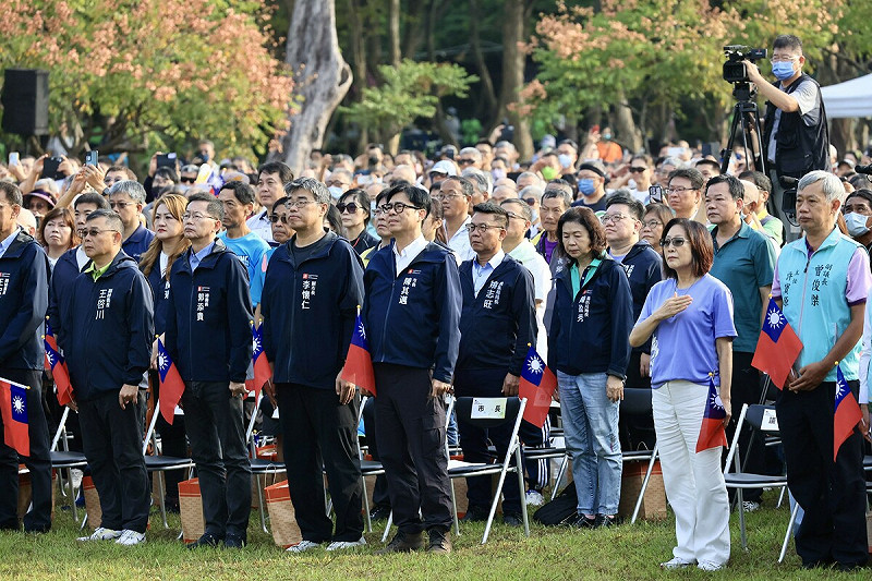 高雄市政府首次移師澄清湖舉辦國慶升旗典禮。   圖：高雄市政府/提供