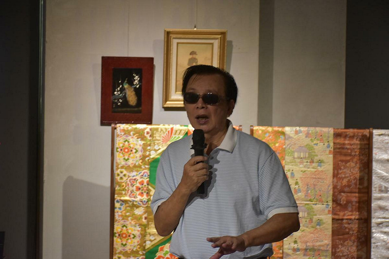 林志玲的父親林繁男在高雄舉辦日本和服腰帶展，親自介紹日本和服腰帶藝術之美。   圖：高雄市銀髮族協會/提供