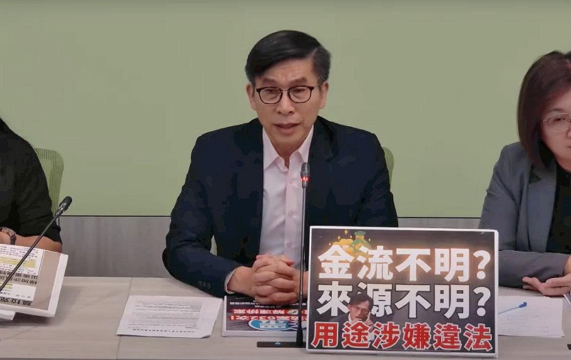 民進黨團今日召開記者會，質疑民眾黨主席黃國昌「狗仔金流說不清」，監院預算報復為自保。   圖：金大鈞/攝