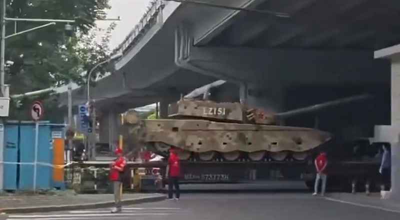 有傳聞稱現任中央軍委副主席張又俠的嫡系部隊入駐北京近郊。圖:翻攝自 X《刘敏》 有傳聞稱現任中央軍委副主席張又俠的嫡系部隊入駐北京近郊。圖:翻攝自 X《刘敏》