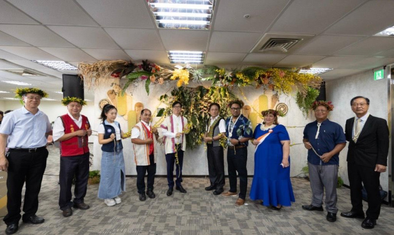 國立原住民族博物館籌備處今(18)日於高雄市舉行揭牌典禮。   圖/原住民族委員會提供