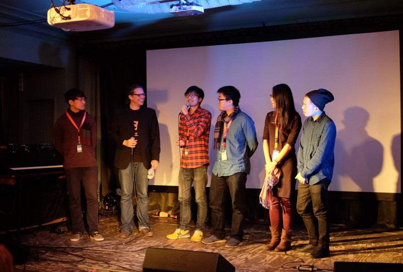 柏林國際短片影展今年首度舉行台灣之夜，來自台灣的年輕導演上台向各國影人介紹他們的作品。圖：林育立/攝   