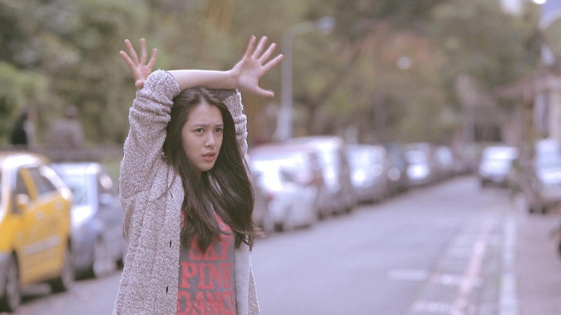 台北藝術大學林亞佑的《丟垃圾》，藉由吃飯時刻出門倒垃圾，點出青春的另一種遺憾。圖：高雄市電影館&nbsp;&nbsp;&nbsp;