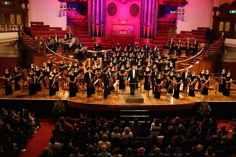 成立於2001年、長期耕耘海外市場的長榮交響樂團，將應義大利2大世界知名音樂節的邀請，首度赴義大利表演。圖片來源：長榮交響樂團提供。   