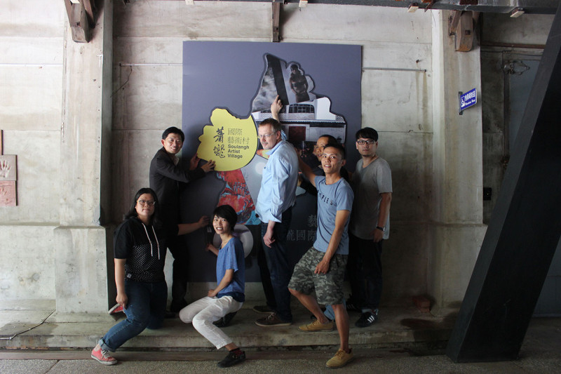 來自泰國、台灣的跨領域藝術家齊聚蕭壠國際藝術村，發表豐碩的駐村創作成果。圖：黃博郎/攝。   