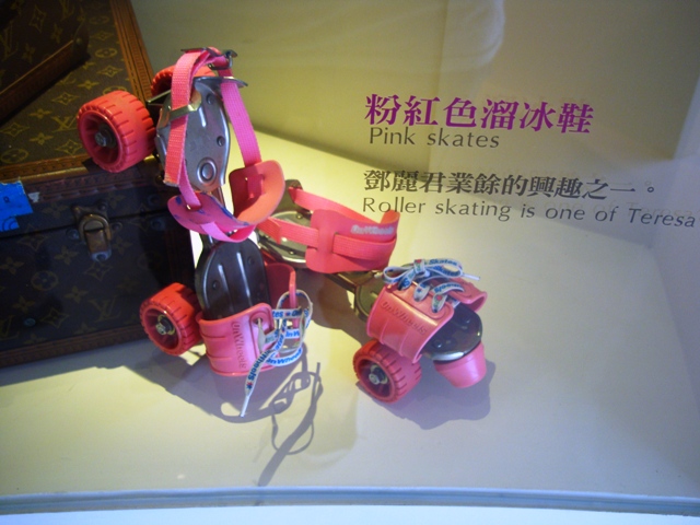 鄧麗君的粉紅色溜冰鞋。圖片來源：花博營運總部   