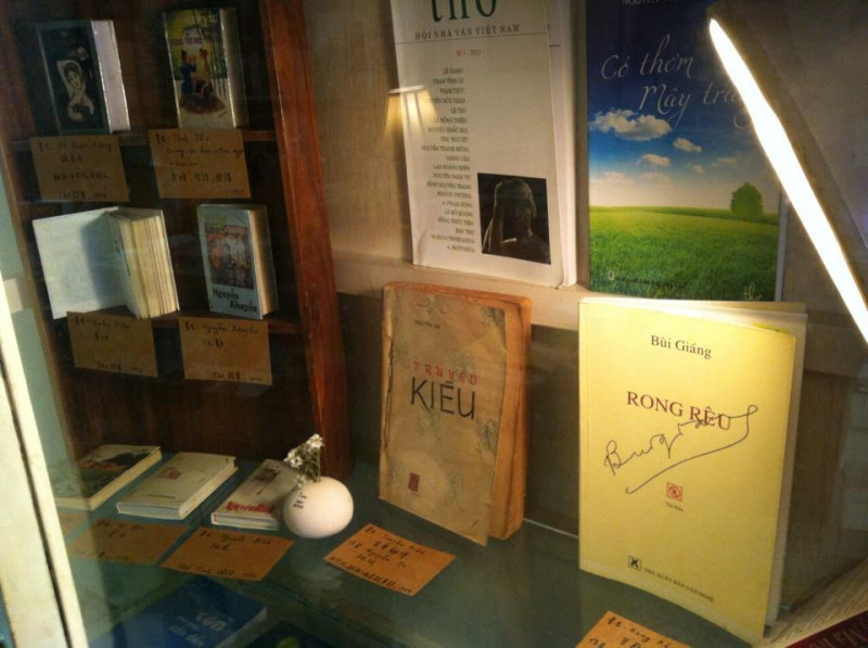 目前正在三餘書店展出的「越南書籍展」，展期將到9月30日為止。圖：三餘書店提供   