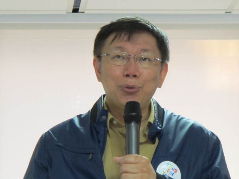 對於活摘器官的指控，無黨籍台北市長候選人柯文哲21日憤怒的表示，是在指責他還是台大醫院？圖：林朝億/攝   