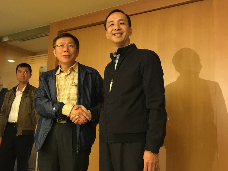 新北市長朱立倫與台北市長柯文哲5日將共同主持2015雙北論壇第1次會議。圖：新頭殼資料照片   