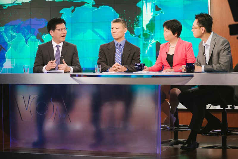 林佳龍在華府接受美國之音《時事大家談》電視節目專訪。圖：林佳龍辦公室提供。   