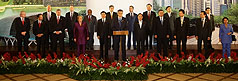 亞太經濟合作會議（APEC）15日在新加坡總統府發表領袖宣言，不過，美國總統歐巴馬並沒有出席這項活動。中央社   