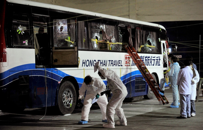 在菲律賓發生的劫持香港遊客巴士事件，菲國至少將對10名與香港人質事件有關的官員、警察及記者提出起訴。圖片來源：路透社/達志影像   
