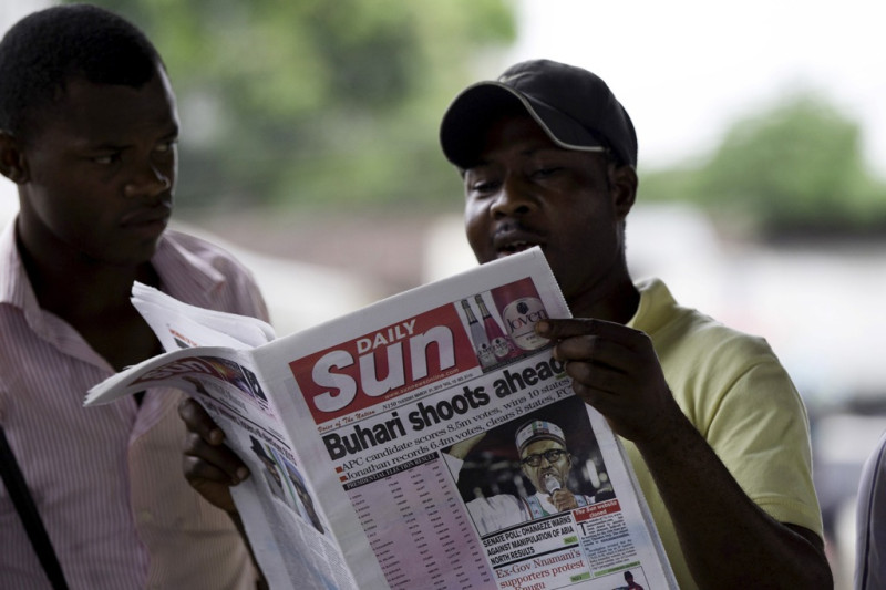 奈及利亞總統大選結果31日出爐，反對黨「全民進步黨」所推出的候選人布哈里，擊敗現任總統喬納森，這是奈國自1999年恢復文人執政後，首度出現政黨輪替。圖片來源：達志影像/路透社   