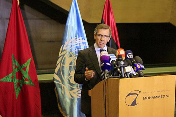聯合國在利比亞特使里昂13日在摩洛哥舉行記者會。圖：翻攝聯合國官網   