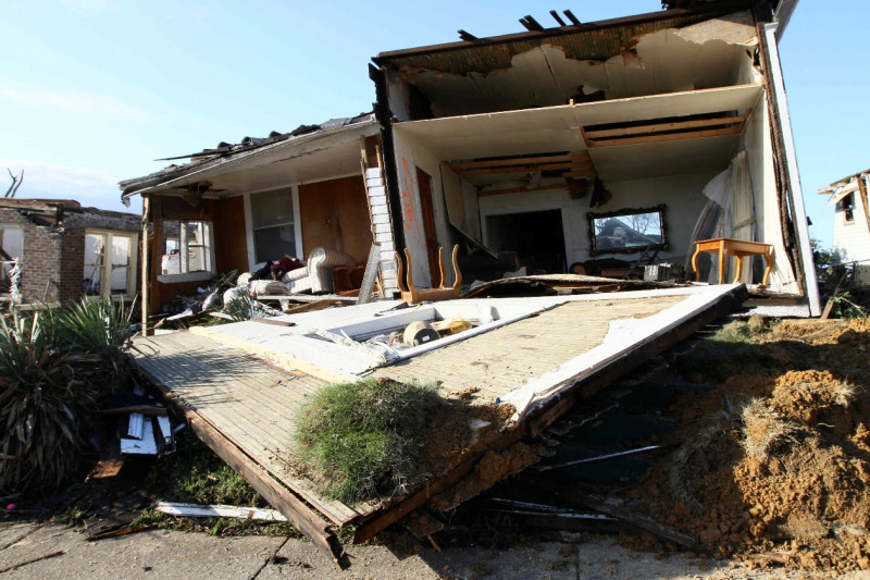 美國南部龍捲風肆虐，傷亡災損嚴重。圖片：達志影像/路透社   