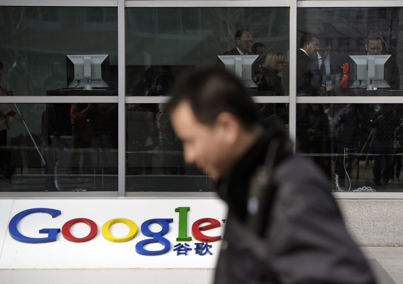 谷歌資料從12月27日開始來自中國伺服器的Gmail的流量下跌到零。圖片來源2-1：達志影像/美聯社。   