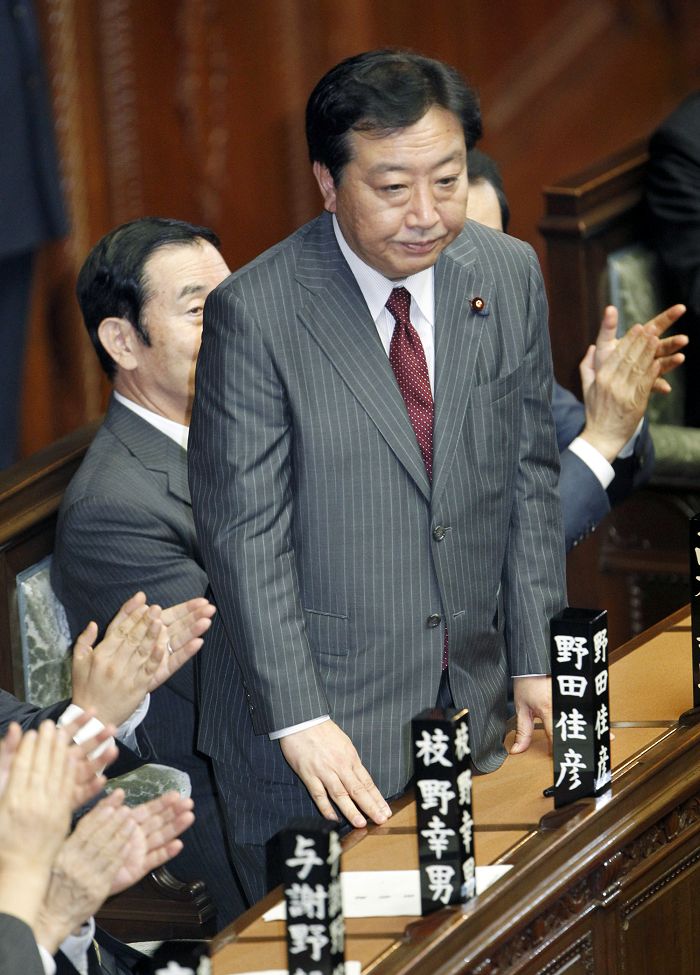 日本執政黨民主黨黨魁野田佳彥今(30)日下午在國會眾議院首相指名選舉中，當選新一任首相。圖片來源：達志影像/美聯社。   