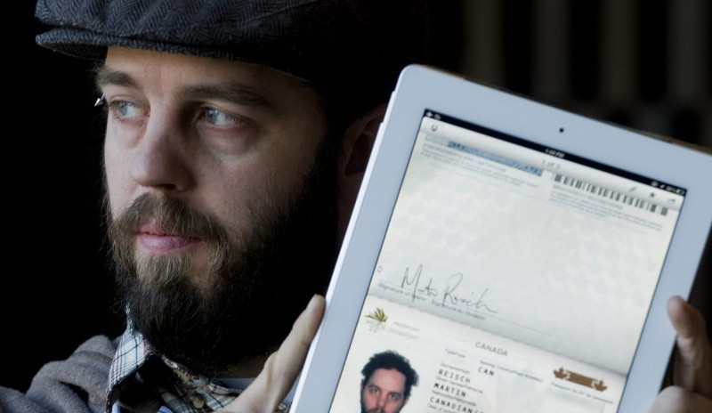 加拿大男子雷奇靠他的iPad通關進出美國。(圖片來源：美聯社)   