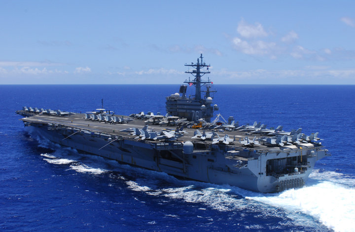美國3大航空母艦戰鬥群將在東亞集結，圖為「雷根」號。翻攝自臉書。   