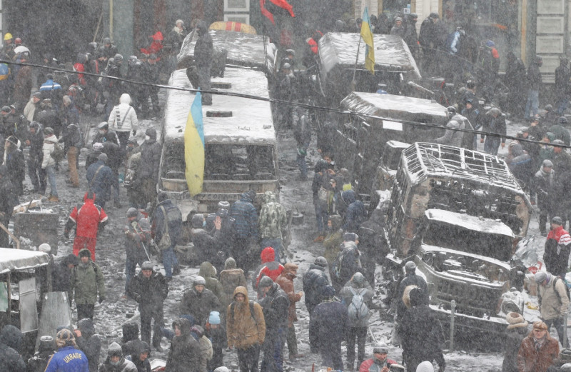 烏克蘭當前危機是在政府去(2013)年11月21日決定暫停與歐盟簽署聯繫國協定之後爆發的。首都基輔市中心的獨立廣場已成為支持加入歐盟的反政府活動的大本營。圖片來源：達志影像/路透社。   
