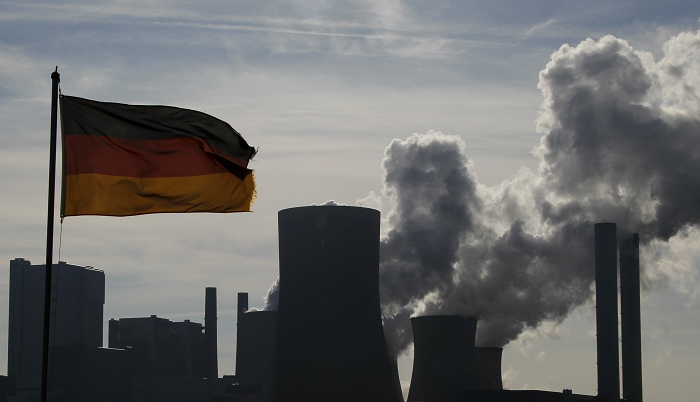 德國聯邦統計局報告指出，德國去（2012）年出口的電力超過進口的電力。圖為德國能源巨擘萊茵集團（RWE）所屬一座發電廠。圖片來源：達志影像/路透社   
