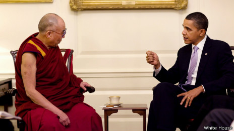 美國總統歐巴馬週五在白宮會見藏人流亡精神領袖達賴喇嘛時重申，他對保護西藏人權的「強烈支持」，還鼓勵中國和西藏代表重新恢復直接對話。對此，中國連番抗議。圖：翻攝自藏人行政中央官方網站   