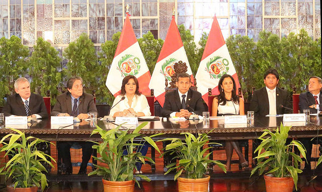 秘魯最大反對黨拒絕出席關閉國家情報局會議。圖：翻攝網路   
