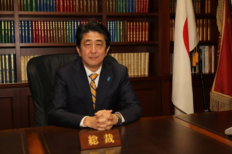 安倍晉三在沒有挑戰者的狀態下，將自動連任日本自民黨總裁。圖：翻攝安倍晉三臉書   
