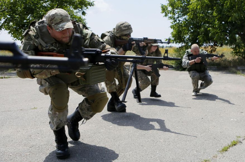 美軍近日將決定是否要在今年稍後擴大對烏克蘭武裝人員的訓練，來對抗背後有俄羅斯支撐的叛軍。圖片來源：達志影像/美聯社   