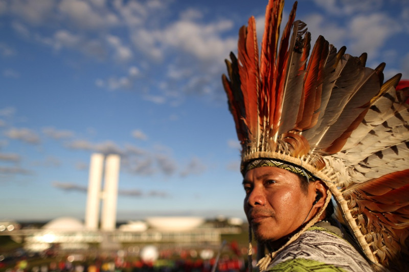 今天8月9日，是聯合國訂定的「原住民國際日」，今(2013)年的主題是：「尊重原住民與國家之間的條約、協定和其他建設性安排」。圖為巴西的原住民。圖片來源：達志影像/路透社。   