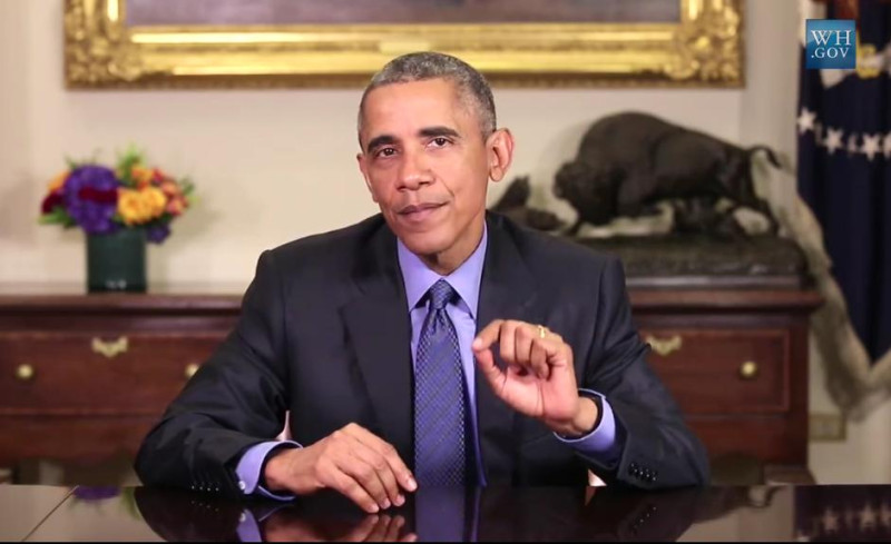 美國白宮公布影帶，歐巴馬說明給予46名非暴力罪犯減刑理由。圖：翻攝美國白宮官網   