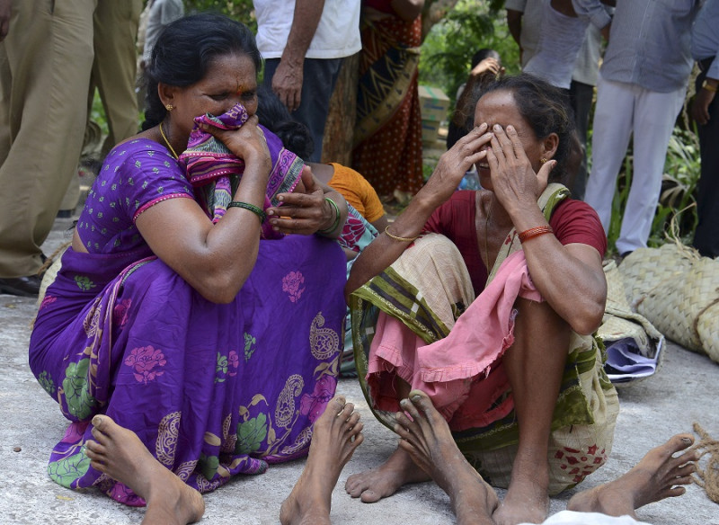 印度教浴河節活動14日在印度南部安德拉省發生踩踏意外，造成至少27人喪生、40人受傷。圖片來源：達志影像/路透社   