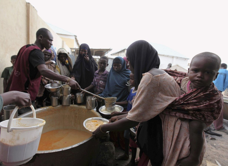 救援團體遊說美國財政部放行對索馬利亞匯款，以免索馬利亞25萬飢民受影響。(圖片來源:達志影像/路透社。)   