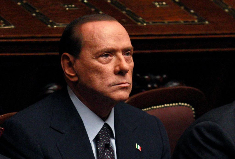 義大利前總理貝魯斯柯尼(Silvio Berlusconi)在國會信任投票案時一反先前倒閣的立場，轉而表態支持，外界推測他的政治生命應該到此為止。圖片來源：達志影像/路透社   