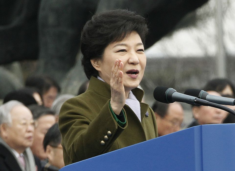 韓國建國後首位女總統朴槿惠，今（25）日上午於首爾宣誓就任，正式展開5年任期。圖片來源：達志影像/美聯社。   