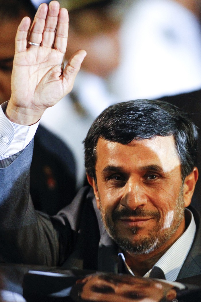 伊朗的地底鈾濃縮設施，即將在近期開始運作，總統阿內賈德(Mahmoud Ahmadinejad)8日展開對拉丁美洲4國的訪問，希望拉攏「反美」國家。(圖片來源:達志影像/路透社。)   