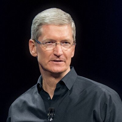 美國最新一期《財富》雜誌專訪蘋果公司執行長庫克，將他封為「全世界最傑出領導人」。圖：翻攝自庫克Twitter   