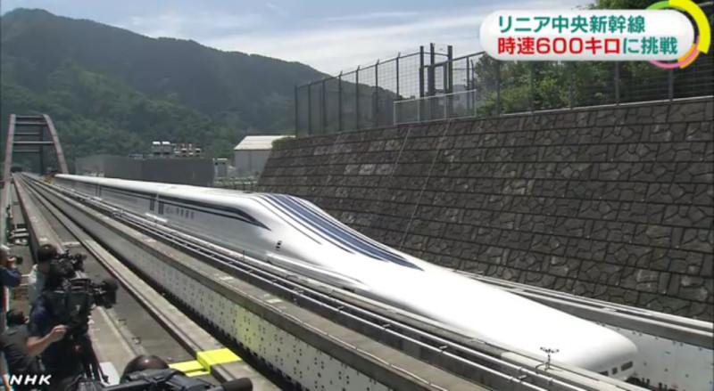 JR東海的「磁浮直線中央新幹線」挑戰時速600公里的世界最快速度運行，成功寫下603公里的世界最快新紀錄。圖：翻攝NHK   