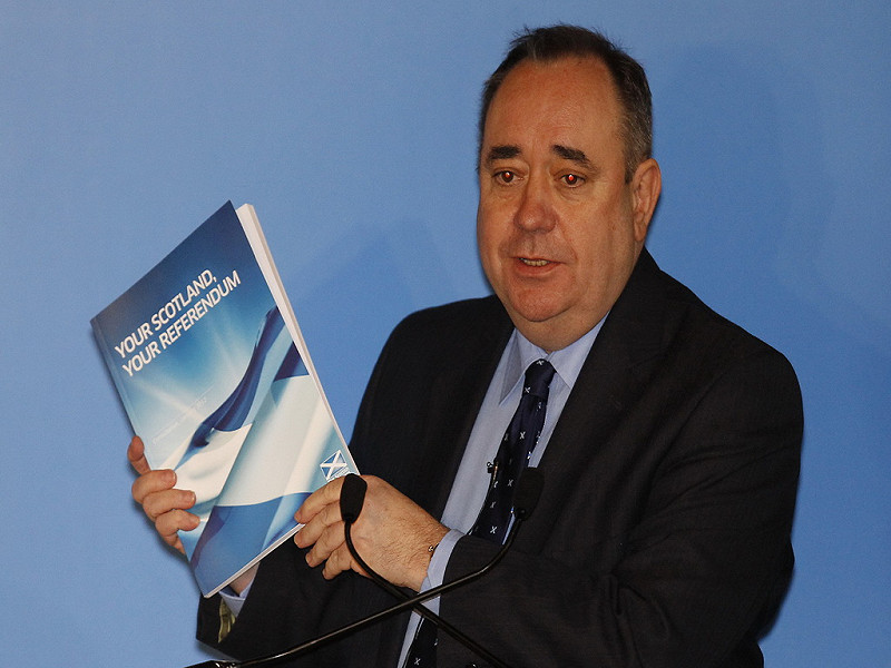 蘇格蘭首席大臣薩孟德（Alex Salmond）26日(台灣時間)宣布，將於2014年秋天舉行公投，決定獨立與否。圖片來源：達志影像/路透社   