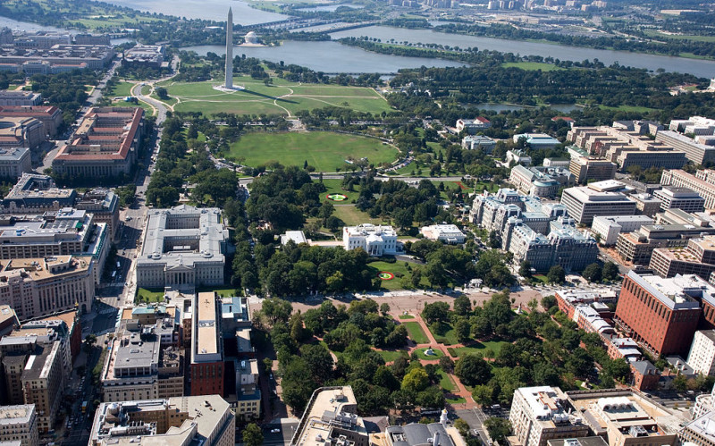 《華盛頓郵報》稱白宮外的拉法耶特廣場，是位於美國首都非常重要的政治抗議廣場，有它特殊意義。圖：翻攝維基網站   