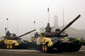 印度裝甲部隊的T-72型坦克。圖片來源:資料照，達志影像/美聯社。   