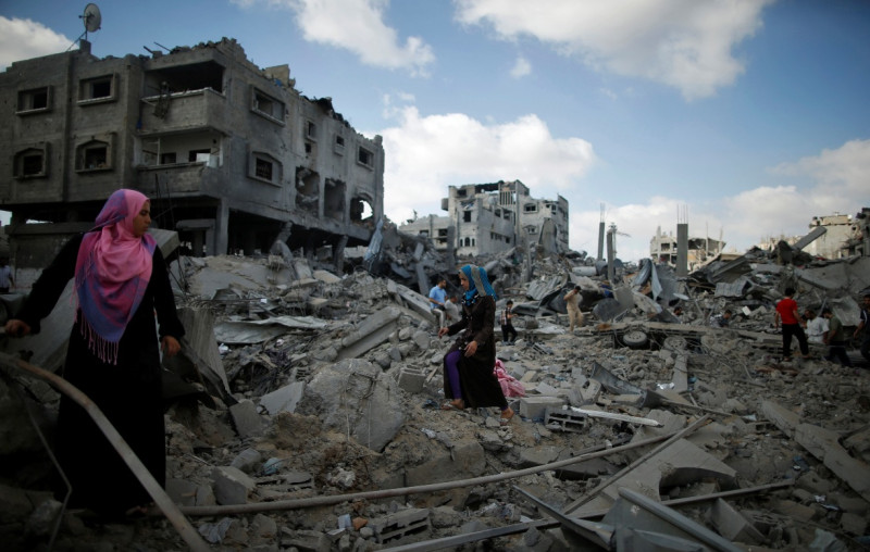 歐巴馬基於人道考量，敦促以色列「即時、無條件停戰」。圖為空襲後的加薩。圖片來源：達志影像/路透社。   