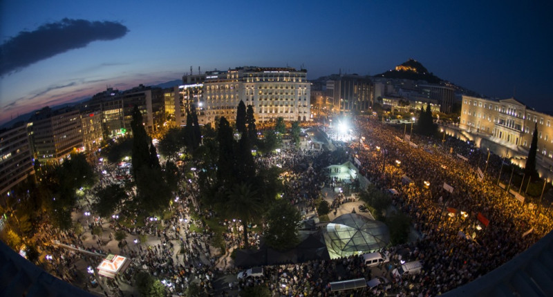 希臘5日舉行公投，決定是否接受債主國訂下的紓困條件。圖為希臘人民日前發起的反緊縮示威活動。圖片來源：達志影像/路透社   