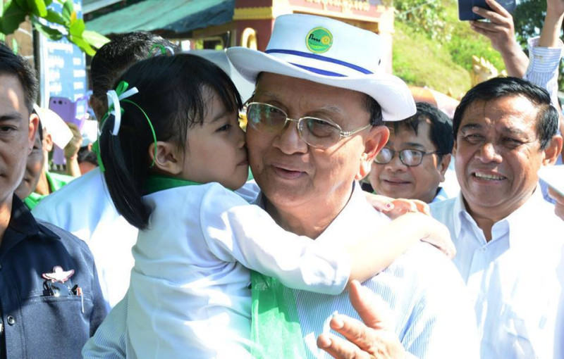 緬甸總統吳登盛尋求連任，塑造親民形象。圖：翻攝吳登盛臉書   