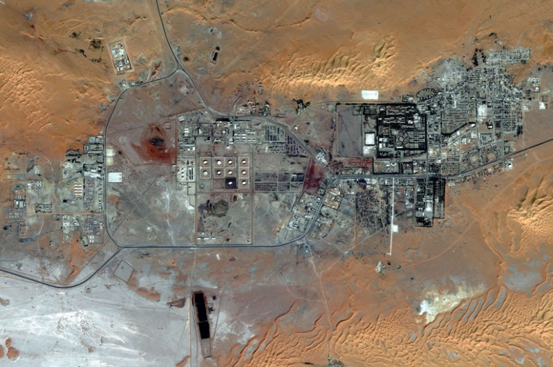 阿爾及利亞天然氣油田產區發生伊斯蘭激進分子挾持人質事件。圖為事件發生地點衛星空照圖。圖片來源：達志影像/美聯社。   